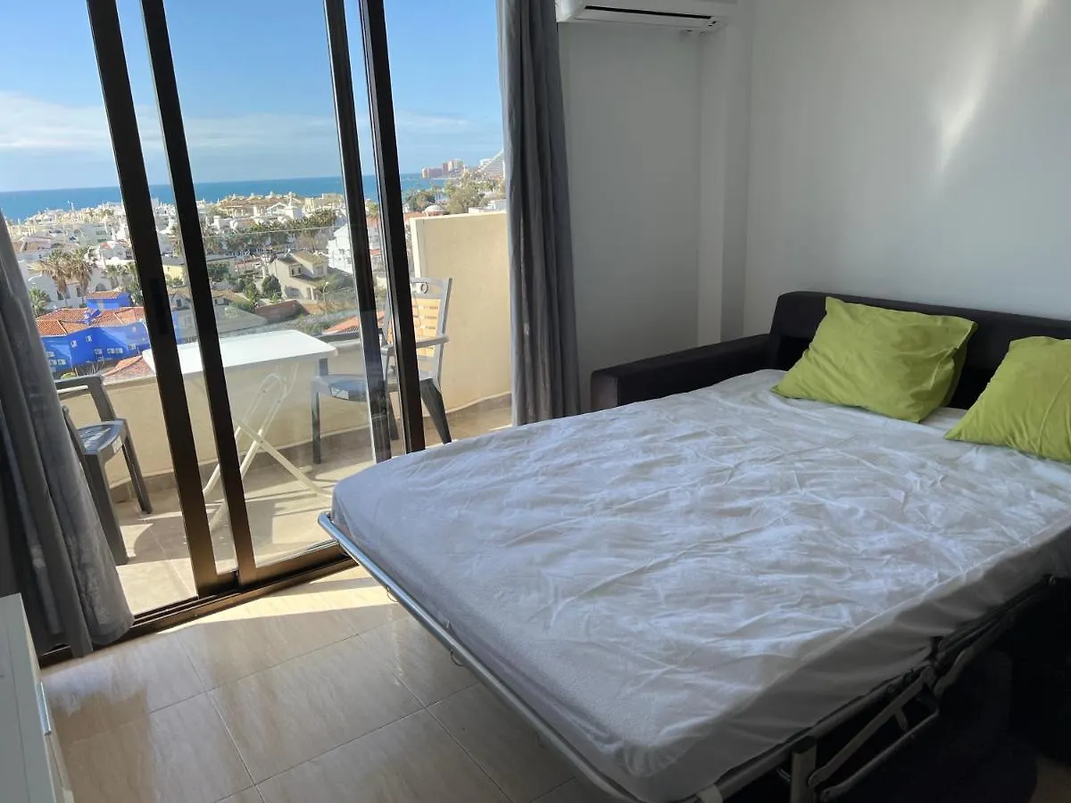 Apartment Sol Carihuela توريمولينوس